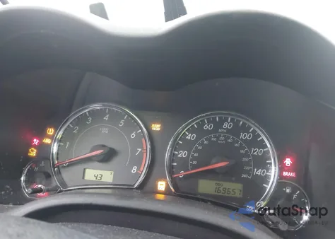 2011 Toyota Corolla S z USA, uszkodzony, nr VIN 2T1BU4EE8BC670719